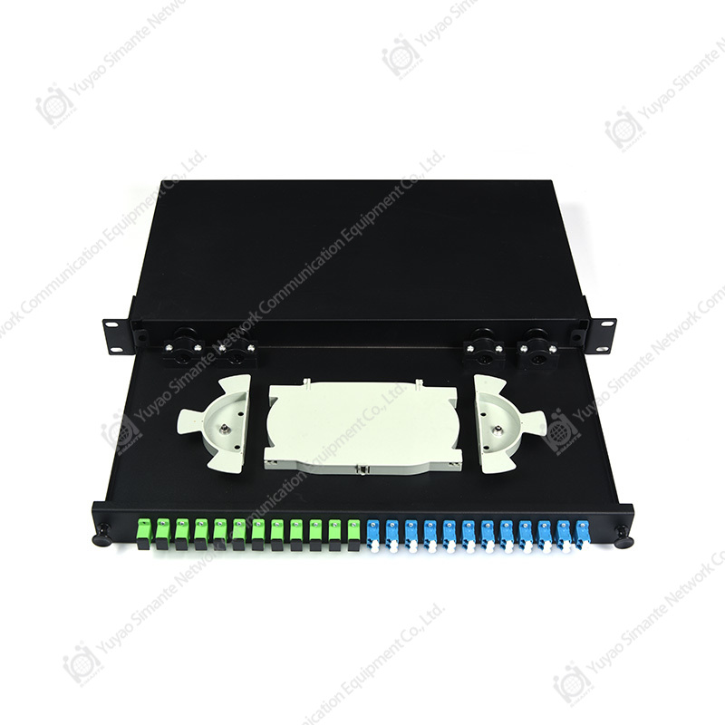 SMT-2213-24P-1U نوع الرف المنزلق 24 منفذ لوحة التصحيح الضوئية من الألياف